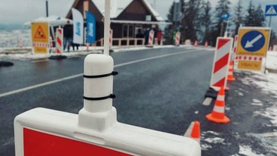 На Закарпатті завершили ремонт дороги Нижні Ворота — Воловець — Міжгір'я протяжністю понад 44 км На Закарпатті завершили ремонт дороги Нижні Ворота — Воловець — Міжгір'я протяжністю понад 44 км
