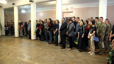 У Житомирі попрощалися зі старшим лейтенантом Збройних сил України Філіпом Васильєвим