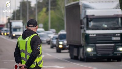 Ваговий контроль вантажівок на автошляхах