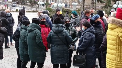 "Ми йдемо в мінус". В Івано-Франківську підприємці просили послабити карантин "Ми йдемо в мінус". В Івано-Франківську підприємці просили послабити карантин