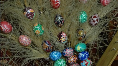 Як розписати буковинську писанку "40 клинців" — інструкція від майстрині Як розписати буковинську писанку "40 клинців" — інструкція від майстрині