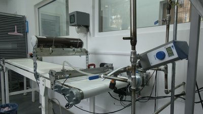 У Львівській політехніці виготовляють гідрогелеві пов'язки для військових У Львівській політехніці виготовляють гідрогелеві пов'язки для військових