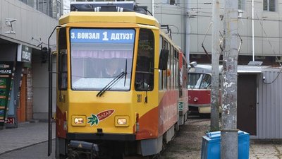 У центрі Дніпра на кілька днів перекриють рух: як зміняться маршрути громадського транспорту