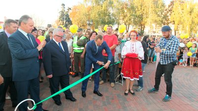 Відкриття реконструйованої так званої "Алеї героїв" під час святкування Дня міста у 2018 році Відкриття реконструйованої так званої "Алеї героїв" під час святкування Дня міста у 2018 році