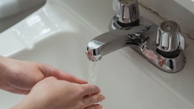 вода, кран