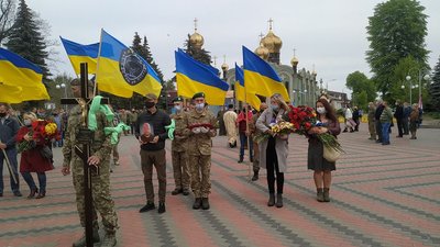 У Черкасах попрощалися з айдарівцем У Черкасах попрощалися з айдарівцем
