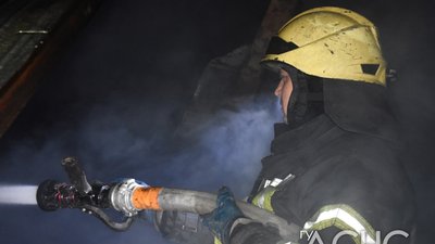 У багатоповерхівці на Одещині спалахнула пожежа: власника квартири госпіталізували