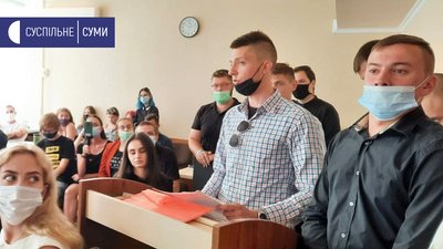 У Сумах обирали молодіжну раду під скандування "Рішення для молоді - за участі молоді" У Сумах обирали молодіжну раду під скандування "Рішення для молоді - за участі молоді"