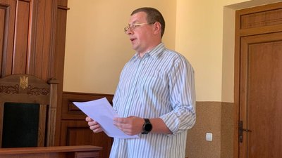 Волонтерам з Тернопільщини, яких підозрюють у привласненні коштів, обрали запобіжні заходи Волонтерам з Тернопільщини, яких підозрюють у привласненні коштів, обрали запобіжні заходи