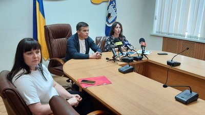 Дев'ять мільйонів гривень благодійних внесків – у Житомирі розповіли, на що витратили зібрані гроші Дев'ять мільйонів гривень благодійних внесків – у Житомирі розповіли, на що витратили зібрані гроші
