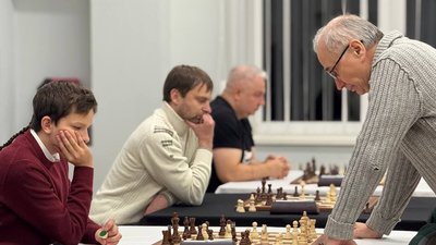 Гра на відкритті нового шахового клубу в Харкові, 7 листопада 2025