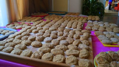 Актори – у ролях кухарів. У Дрогобичі театральна трупа готує котлети для бійців – фоторепортаж Актори – у ролях кухарів. У Дрогобичі театральна трупа готує котлети для бійців – фоторепортаж