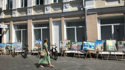 До Житомира завітали учасники V Міжнародного мистецького пленеру "Кращий художник" До Житомира завітали учасники V Міжнародного мистецького пленеру "Кращий художник"