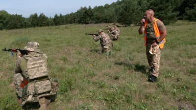 Вишкіл для військових ТРО: на Рівненщині організували навчання з базової підготовки Вишкіл для військових ТРО: на Рівненщині організували навчання з базової підготовки