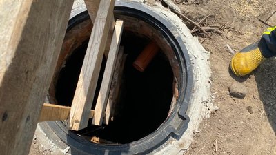 У септичному колодязі на Волині загинув чоловік, ще один – у лікарні