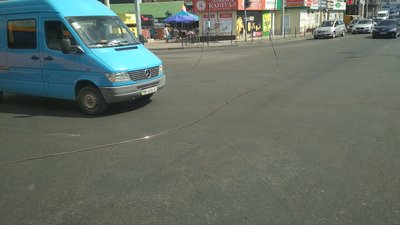 У Сумах змінюють рух сім тролейбусних маршрутів через обрив тролеї в центрі міста У Сумах змінюють рух сім тролейбусних маршрутів через обрив тролеї в центрі міста