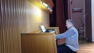 "Культурний фронт Сумщини має діяти" — як живе мистецтво в умовах війни "Культурний фронт Сумщини має діяти" — як живе мистецтво в умовах війни