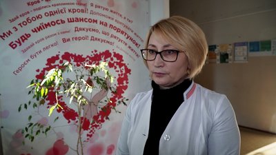 "Це наш обов'язок як побратимів": у Чернігові військові здали кров для потреб лікарень "Це наш обов'язок як побратимів": у Чернігові військові здали кров для потреб лікарень
