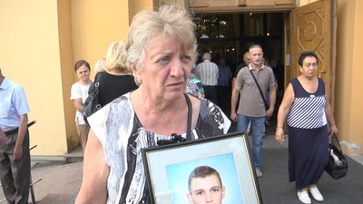 Мама загиблого Галина Притуляк Мама загиблого Галина Притуляк