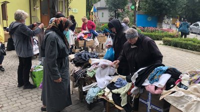 В Івано-Франківську розгорнули ринок для людей у скруті
