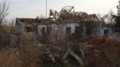 Війська РФ вдарили по Чорнобаївці на Херсонщині: поранена жінка