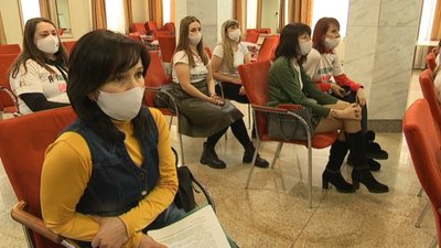 "Чекали 10 років на лікування". У Сумах шукають гроші для людей з рідкісними хворобами "Чекали 10 років на лікування". У Сумах шукають гроші для людей з рідкісними хворобами