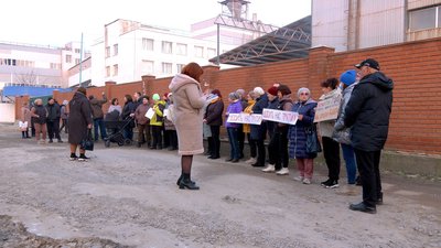 "Ми задихаємося, вікна не відчиняємо": вінницьке підприємство перевірятимуть на забруднення довкілля "Ми задихаємося, вікна не відчиняємо": вінницьке підприємство перевірятимуть на забруднення довкілля
