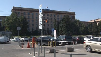 У Дніпрі затвердили нові тарифи на паркування У Дніпрі затвердили нові тарифи на паркування