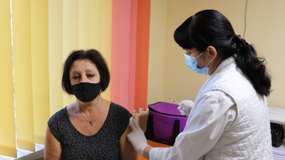 Сертифікати або тести: у херсонському виші ввели карантинні обмеження Сертифікати або тести: у херсонському виші ввели карантинні обмеження