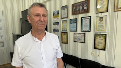 Чому директора 18-ї гімназії у Полтаві призначили без конкурсу