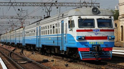 Електропотяг збив насмерть чоловіка на Чернігівщині