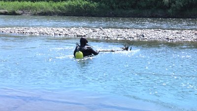 У Франківську готуються до купального сезону: водолази обстежують водойми У Франківську готуються до купального сезону: водолази обстежують водойми