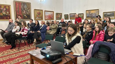 У замку на Рівненщині упродовж місяця експонуватимуть "Малий Кобзар", якому понад сотня років У замку на Рівненщині упродовж місяця експонуватимуть "Малий Кобзар", якому понад сотня років