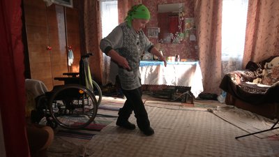 Старий для городу, новий — "на вихід": 74-річній пенсіонерці з Анисова замінили протез Старий для городу, новий — "на вихід": 74-річній пенсіонерці з Анисова замінили протез