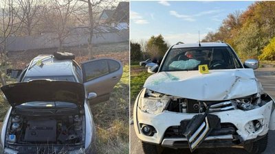 Унаслідок зіткнення автомобілів "Seat Leon" та "Mitsubishi Pajero" травмувалися троє людей
