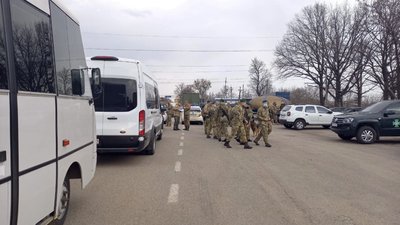 В СБУ показали, як тривають антитерористичні навчання на Харківщині В СБУ показали, як тривають антитерористичні навчання на Харківщині