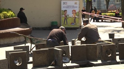 У Житомирі в тестовому режимі почали працювати 6 фонтанів У Житомирі в тестовому режимі почали працювати 6 фонтанів