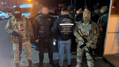 Прикордонники затримали жителя Одещини, який допомагав чоловікам незаконно перетинати кордон