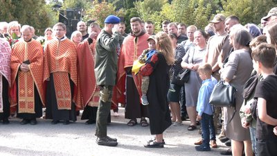 Похорон воїна Олександра Данилюка Похорон воїна Олександра Данилюка
