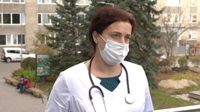 Близько 70% пацієнтів ковідного відділення є у важкому стані – львівська лікарка