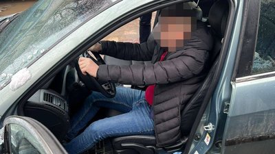 У Львові затримали 52-річного чоловіка, який організовував виїзд ухилянтів за кордон