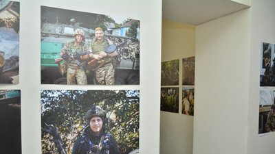 У Дніпрі відкрили фотовиставку, присвячену 128 бригаді Тероборони У Дніпрі відкрили фотовиставку, присвячену 128 бригаді Тероборони