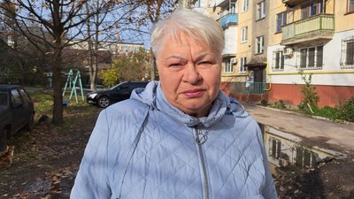Благоустрій у Житомирі: котлован біля будинку на майдані Згоди засипали Благоустрій у Житомирі: котлован біля будинку на майдані Згоди засипали