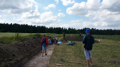 На Тернопільщині археологи розкопали поховання Комарівської культури