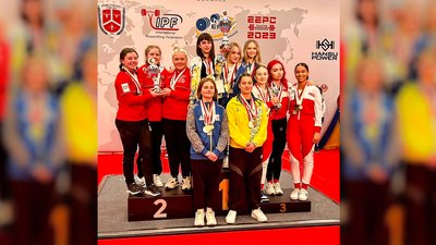 Кропивничанки у складі збірної України виграли командну першість чемпіонату Європи з пауерліфтингу Кропивничанки у складі збірної України виграли командну першість чемпіонату Європи з пауерліфтингу