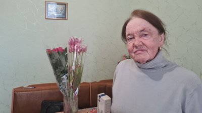 "Я за наших воїнів день і ніч молюся" — 100-річна бабуся з Житомирщини "Я за наших воїнів день і ніч молюся" — 100-річна бабуся з Житомирщини
