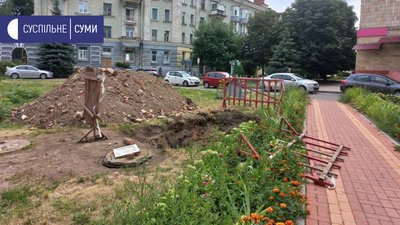 Археологи і краєзнавці мають різні думки щодо знахідки біля Воскресенського собору в Сумах