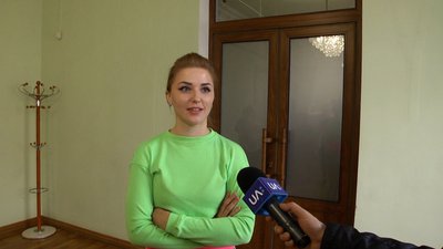 У Житомирі в Домі української культури навчають танцювати бачату У Житомирі в Домі української культури навчають танцювати бачату