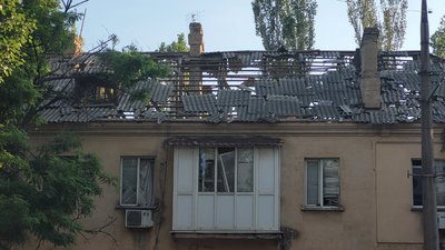 Війська РФ вдарили по інфраструктурному об'єкту у Миколаєві. Серед цивільних загиблі та поранені