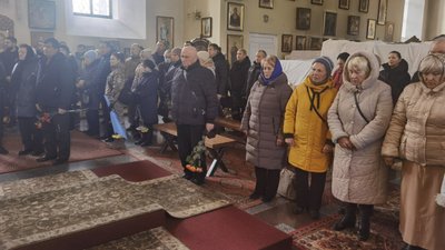 У Полтаві прощаються із Олександром Сугаком, який захищав Україну від російського вторгнення